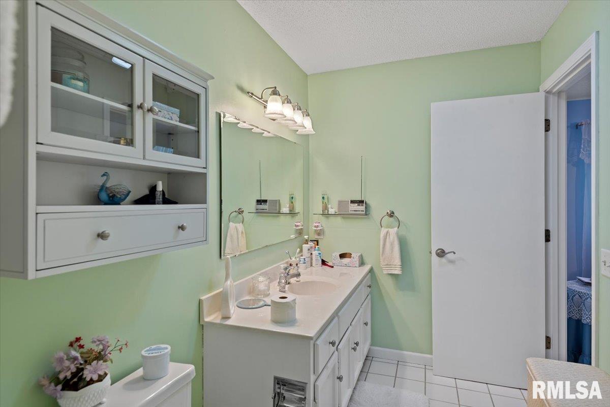 17 Hollybrook Drive Springfield, IL 62702 - Photo 26 of 36