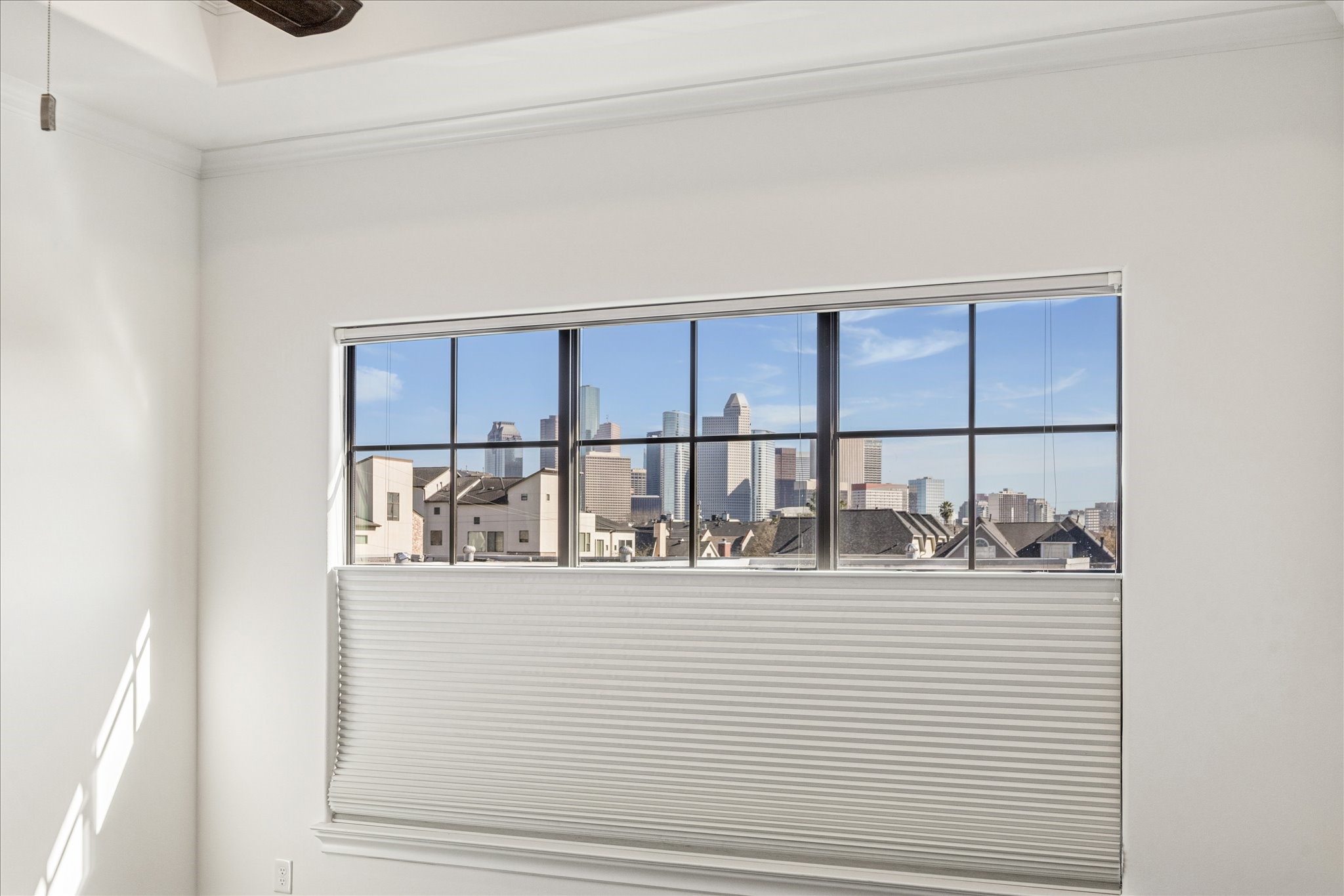 2210 Converse Street Houston, TX 77006 - Photo 18 of 35