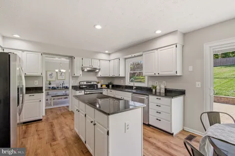 $915,000 | 8316 Jumping Field Court, Ellicott City, MD 21043