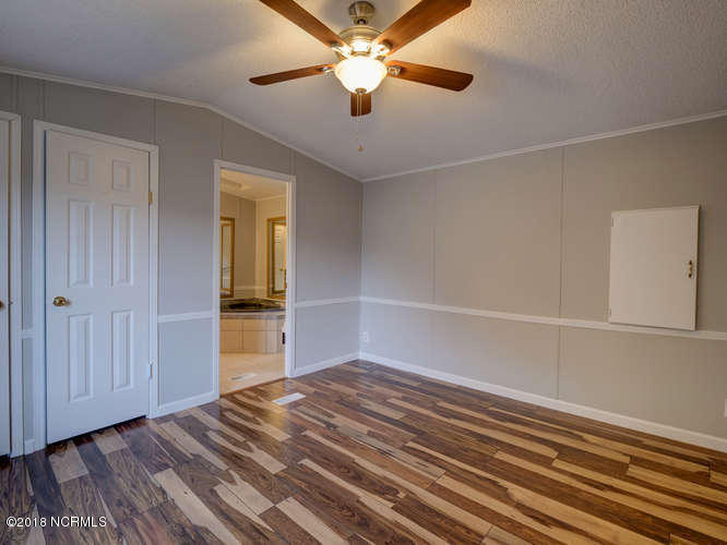 119 Lehigh Road Wilmington, NC 28412 - Photo 11 of 23 119 Lehigh Rd Wilmington NC-small-016-10