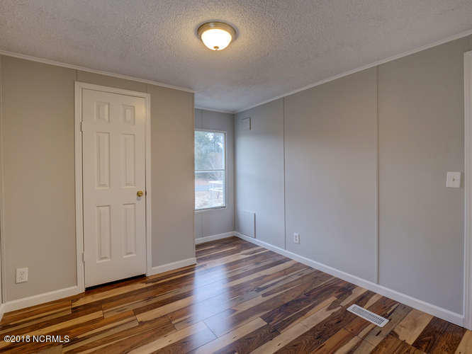 119 Lehigh Road Wilmington, NC 28412 - Photo 18 of 23 119 Lehigh Rd Wilmington NC-small-020-20