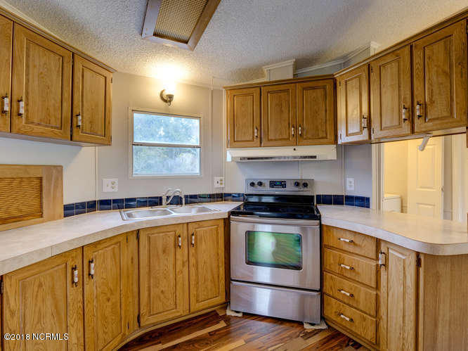 119 Lehigh Road Wilmington, NC 28412 - Photo 8 of 23 119 Lehigh Rd Wilmington NC-small-009-11