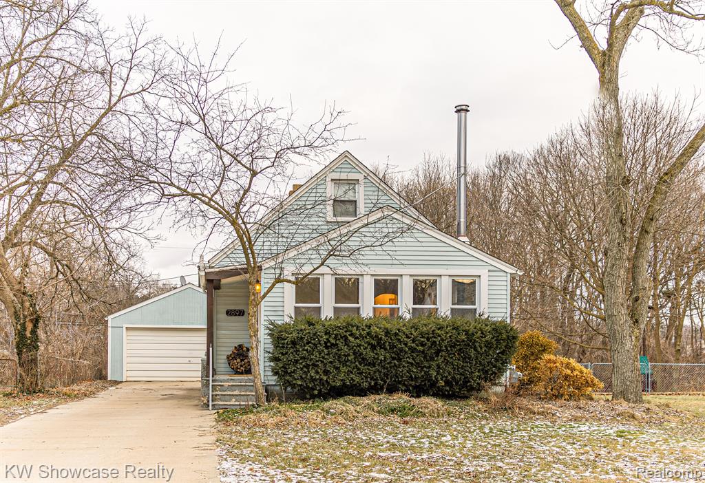 2897 Midvale Drive Rochester Hills, MI 48309 - Photo 4 of 51