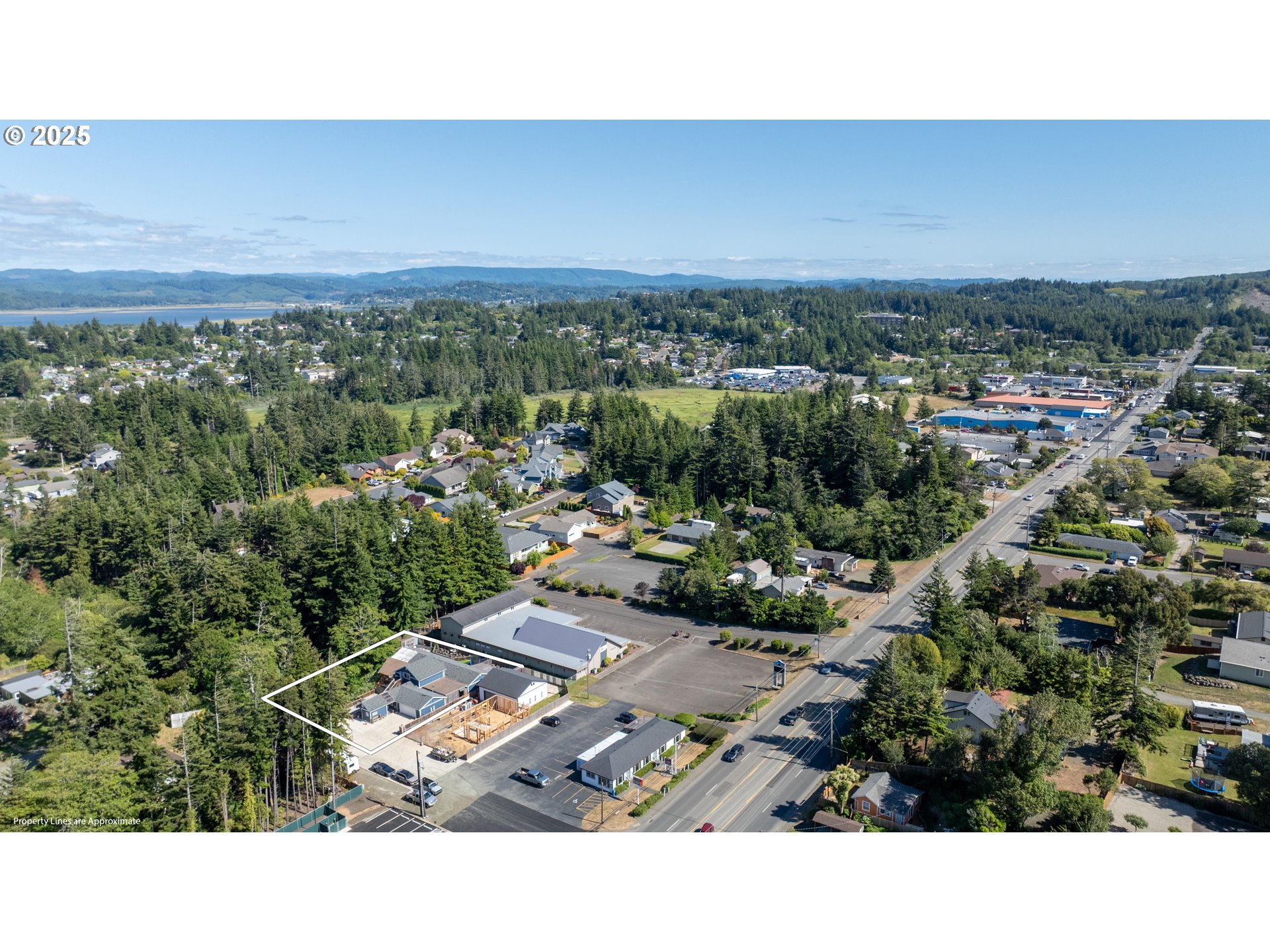 1935 17th Street North Bend, OR 97459 - Photo 2 of 44 a view of a city
