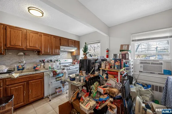 $275,000 | 243 Johnson Avenue, Unit L4, Hackensack, NJ 07601