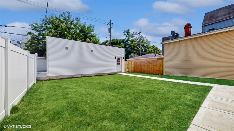 4115 North Ridgeway Avenue Chicago, IL 60618 - Photo 41 of 46 a view of a backyard