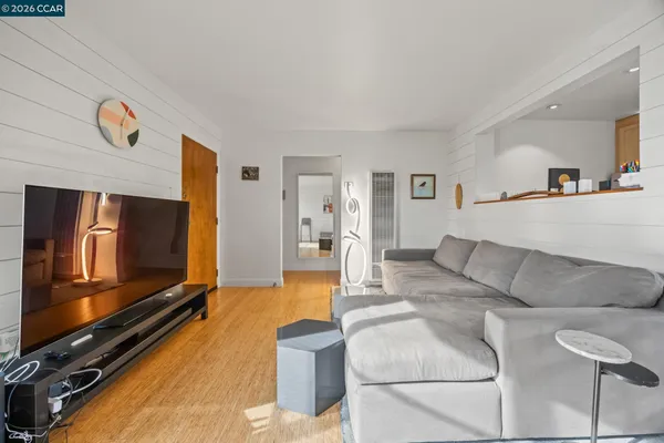 $599,000 | 2327 Tenth Street, Unit 4, Berkeley, CA 94710