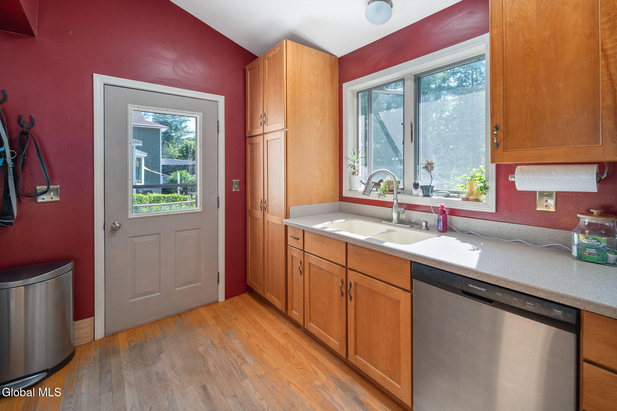 1045 Balltown Road Niskayuna, NY 12309 - Photo 20 of 63 17-1045BalltownRd17