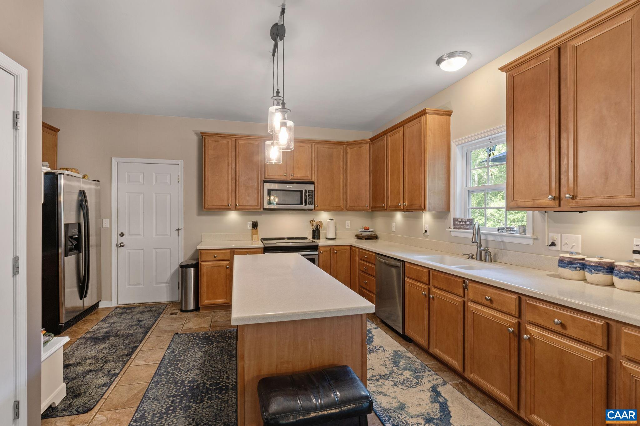 315 Willow Ridge Road Troy, VA 22974 - Photo 7 of 48