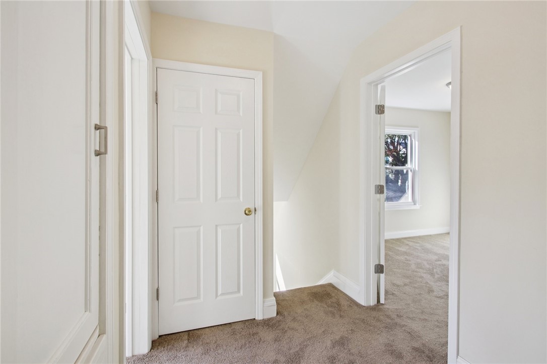 77 Sidney Street Rochester, NY 14609 - Photo 21 of 43