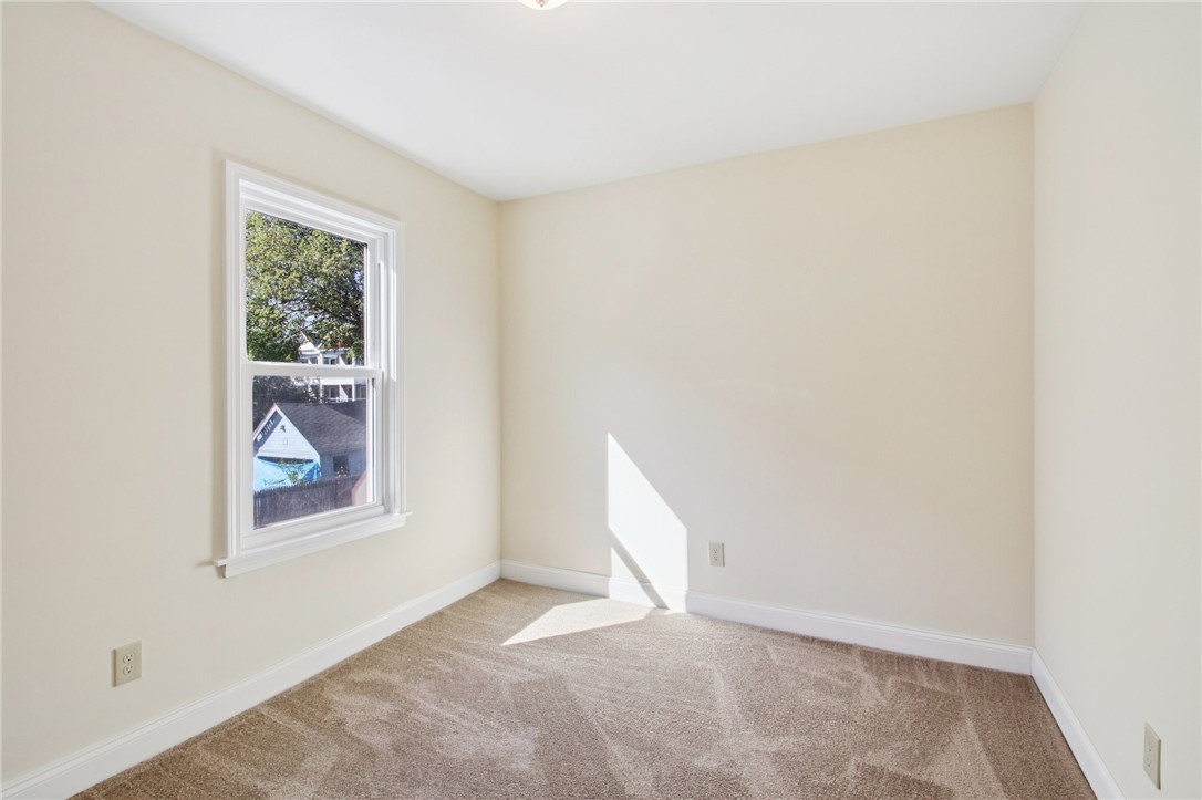 77 Sidney Street Rochester, NY 14609 - Photo 24 of 43