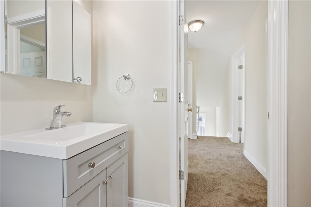 77 Sidney Street Rochester, NY 14609 - Photo 34 of 43