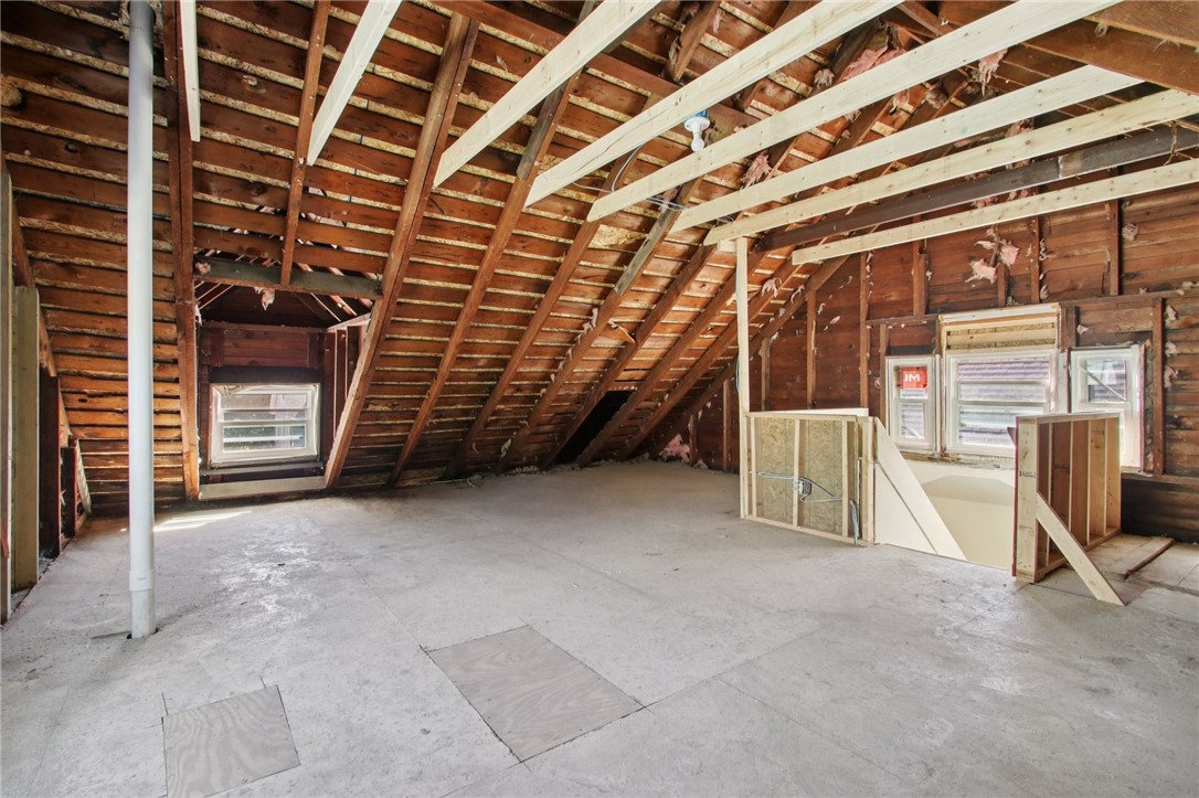 77 Sidney Street Rochester, NY 14609 - Photo 36 of 43