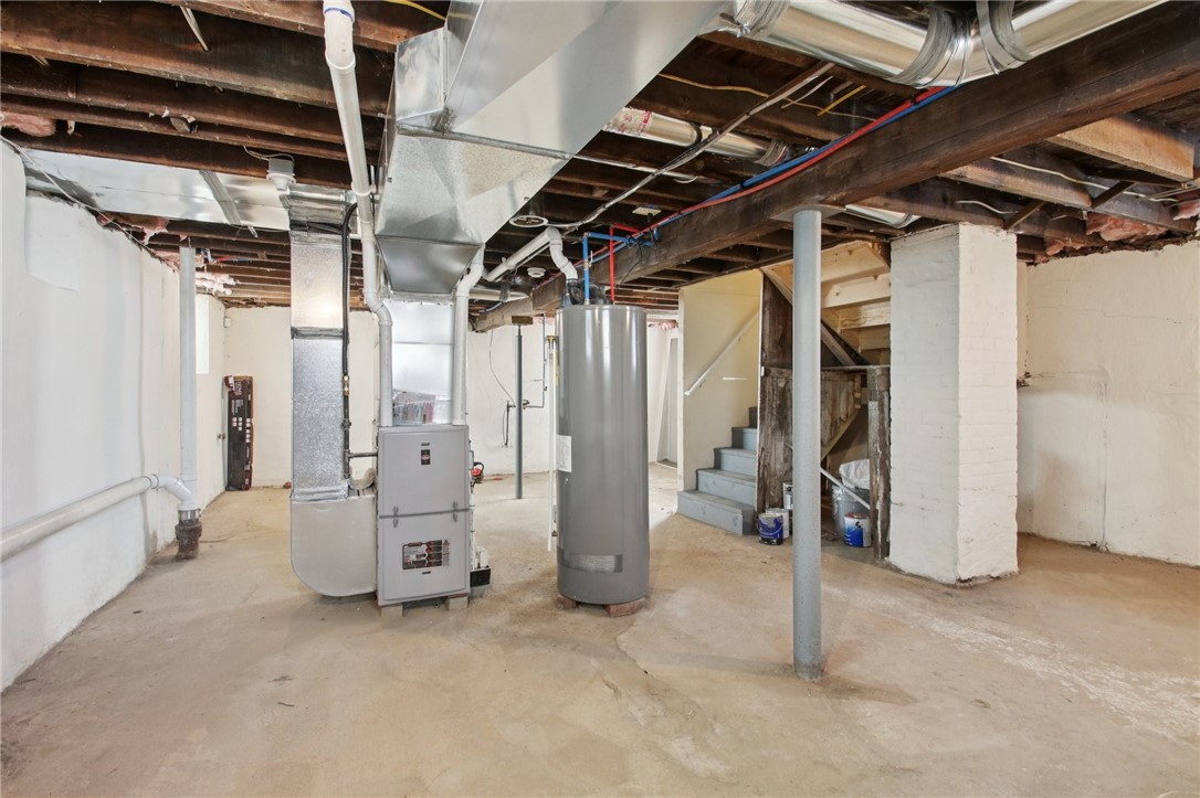 77 Sidney Street Rochester, NY 14609 - Photo 37 of 43