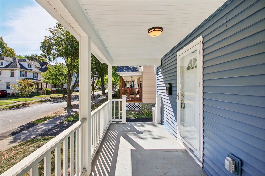 77 Sidney Street Rochester, NY 14609 - Photo 4 of 43