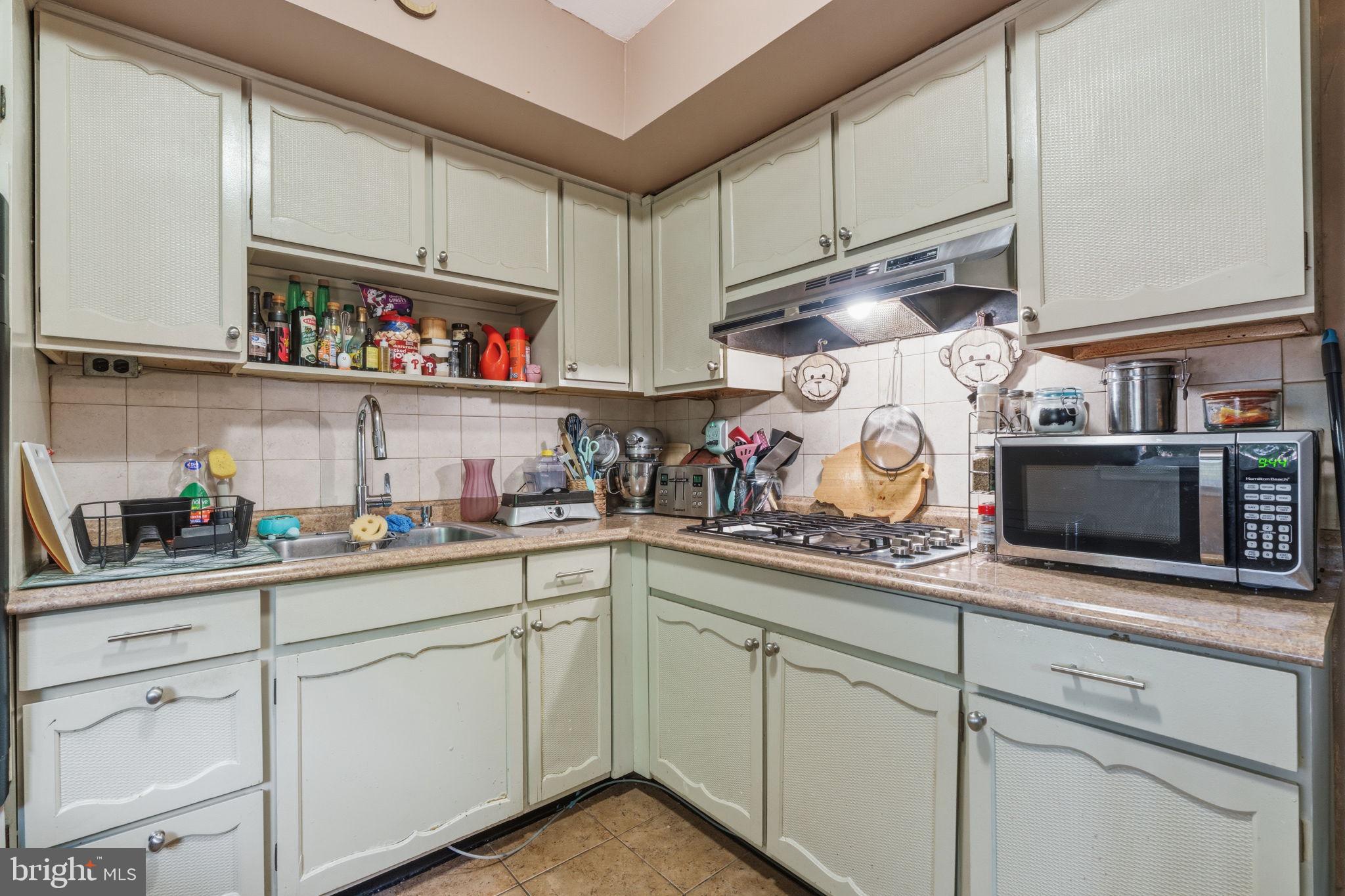 3804 Fairdale Road Philadelphia, PA 19154 - Photo 10 of 25 Gallery Image 10