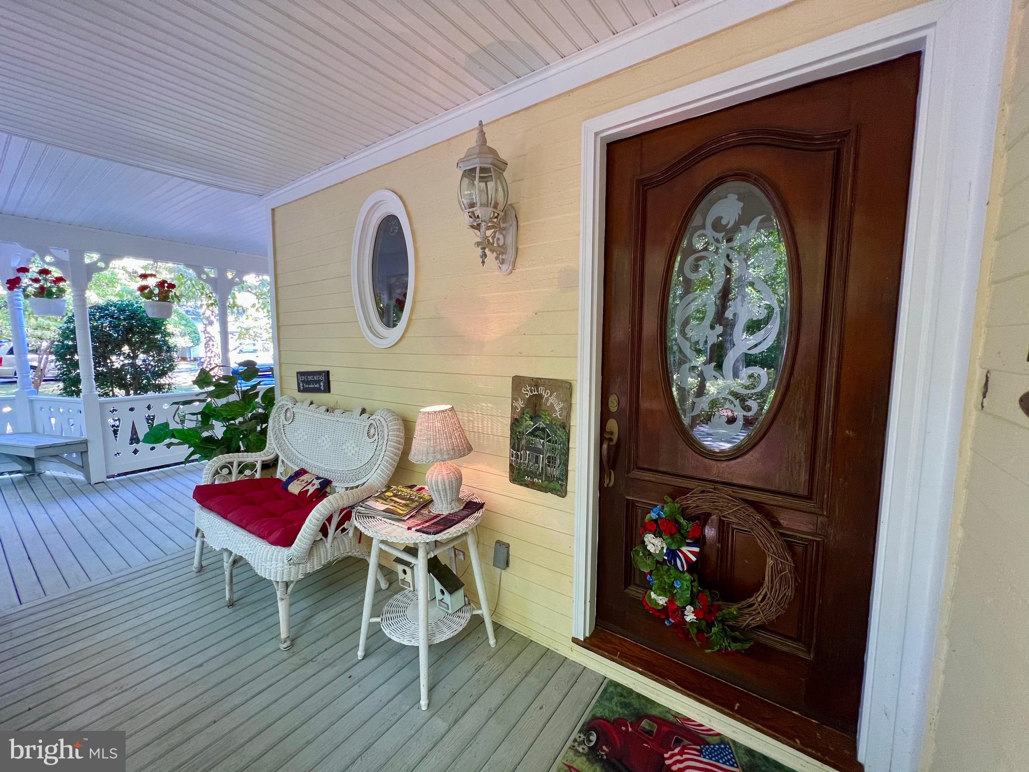 3690 Russell Road Woodbridge, VA 22192 - Photo 16 of 58 Front Door Entrance