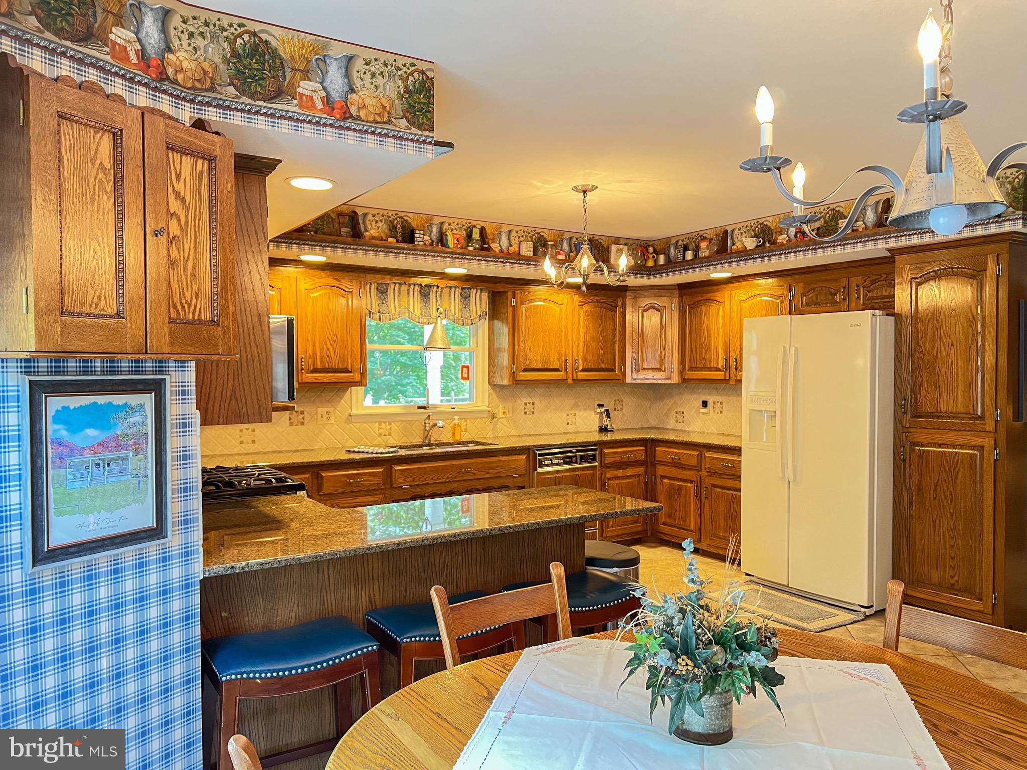 3690 Russell Road Woodbridge, VA 22192 - Photo 31 of 58 Kitchen