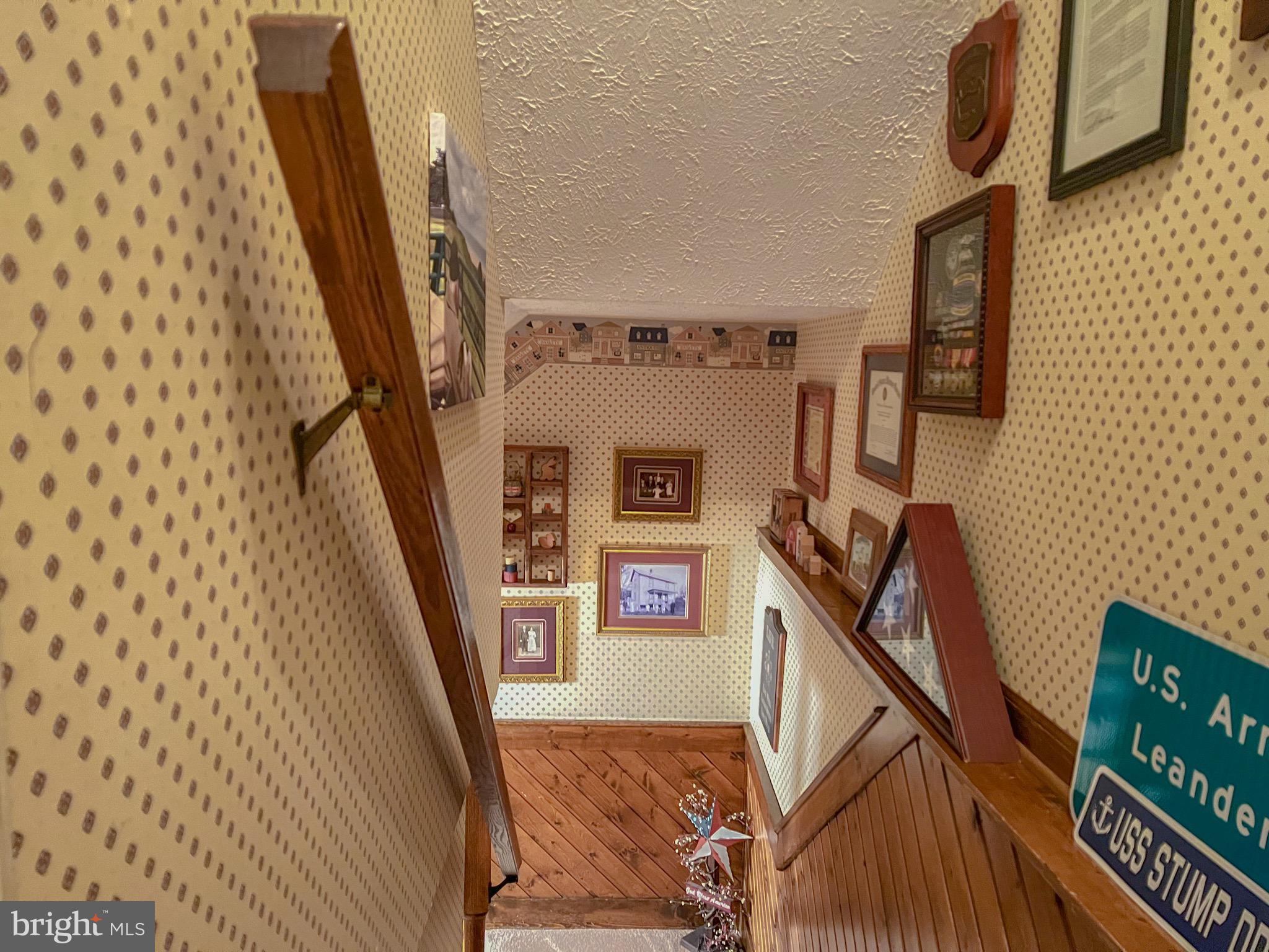 3690 Russell Road Woodbridge, VA 22192 - Photo 50 of 58 Lower level stairs