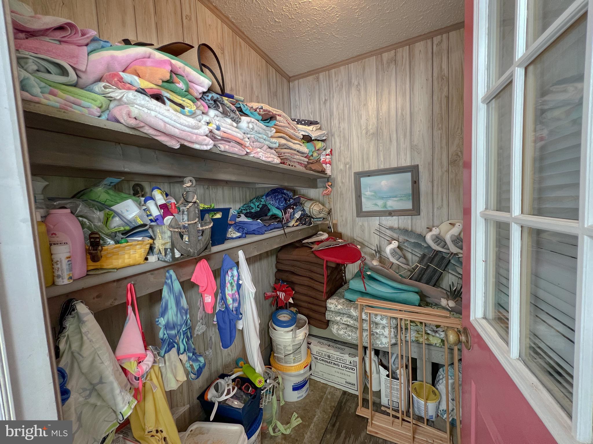 3690 Russell Road Woodbridge, VA 22192 - Photo 58 of 58 Pool Changing Area