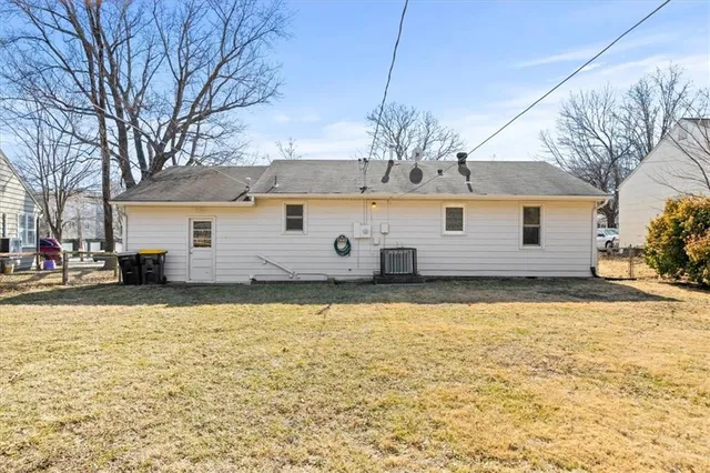 $250,000 | 426 West 87th Street, Kansas City, MO 64114