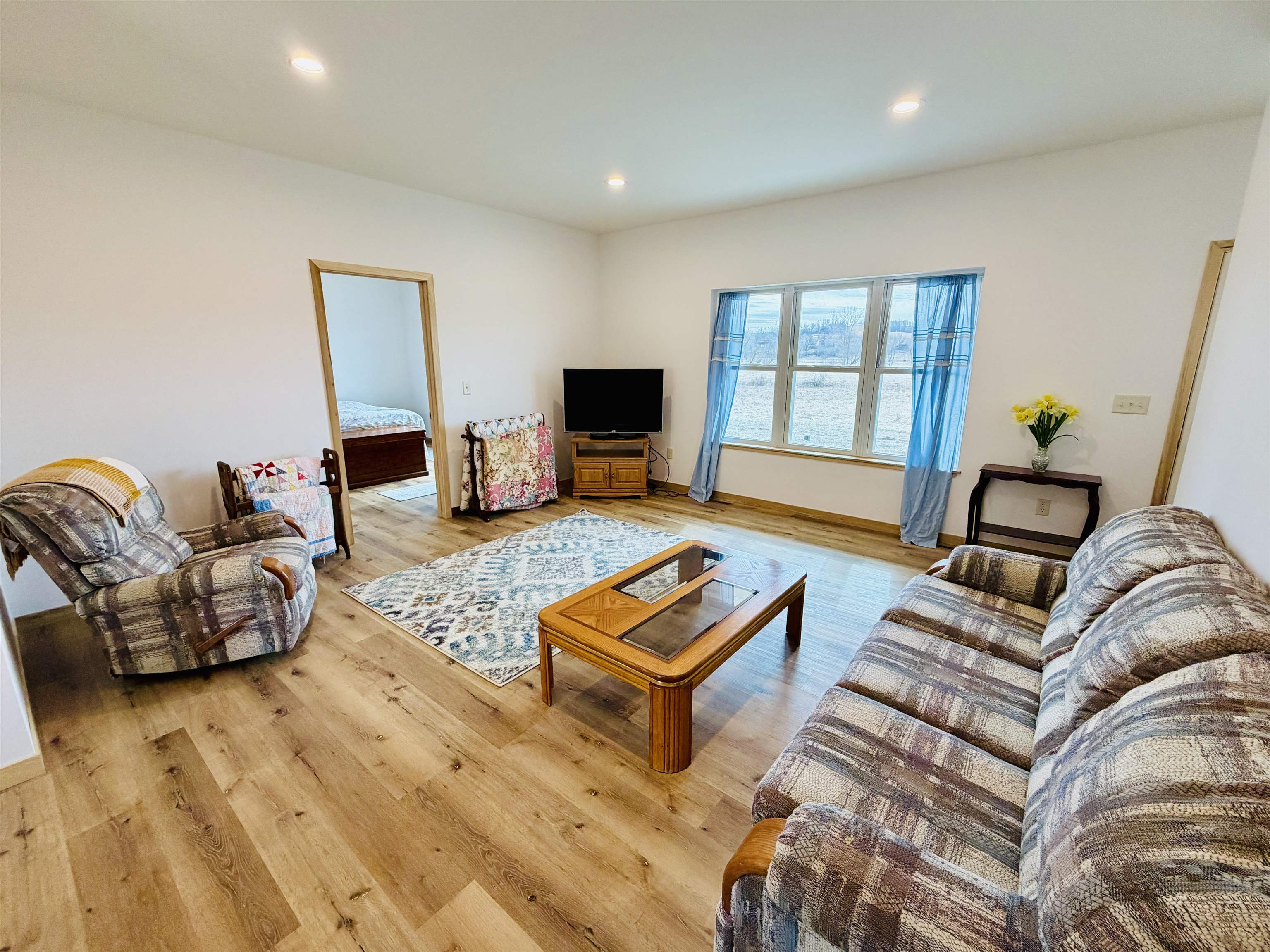 N2577 Pine Tree Monroe, WI 53566 - Photo 6 of 36