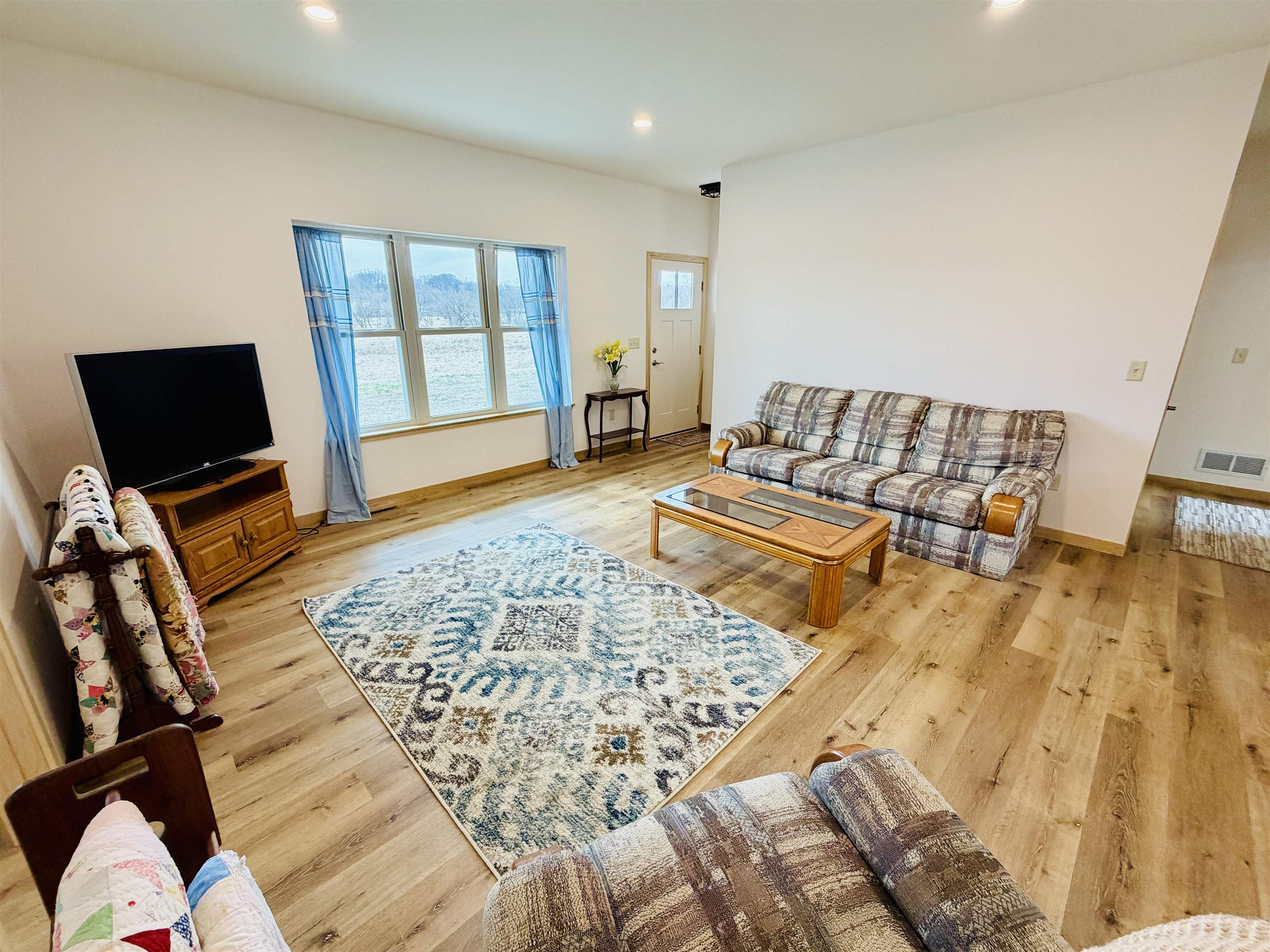 N2577 Pine Tree Monroe, WI 53566 - Photo 8 of 36