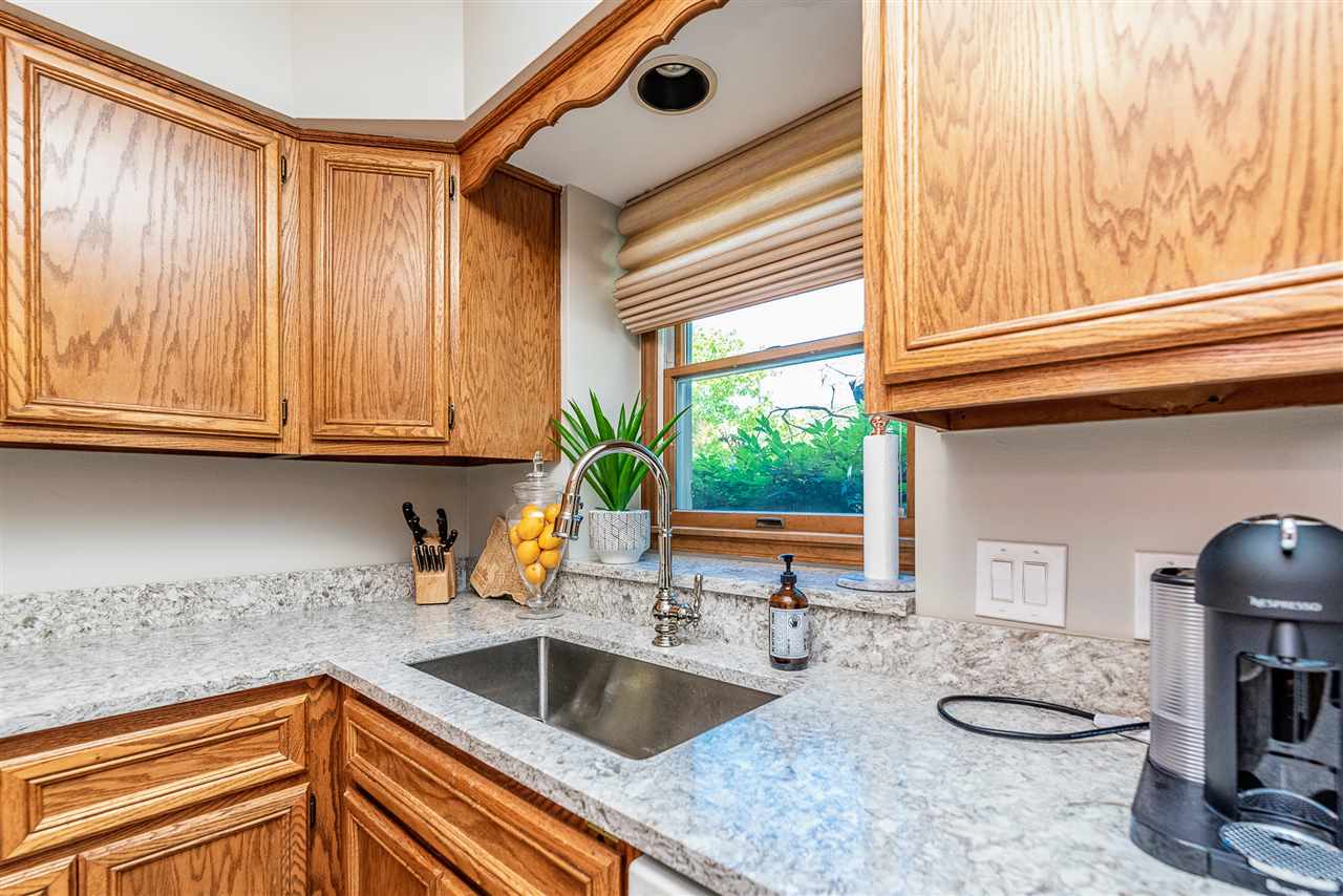 4416 South Rochester Road Royal Oak, MI 48073 - Photo 9 of 25 50014663-8.JPG