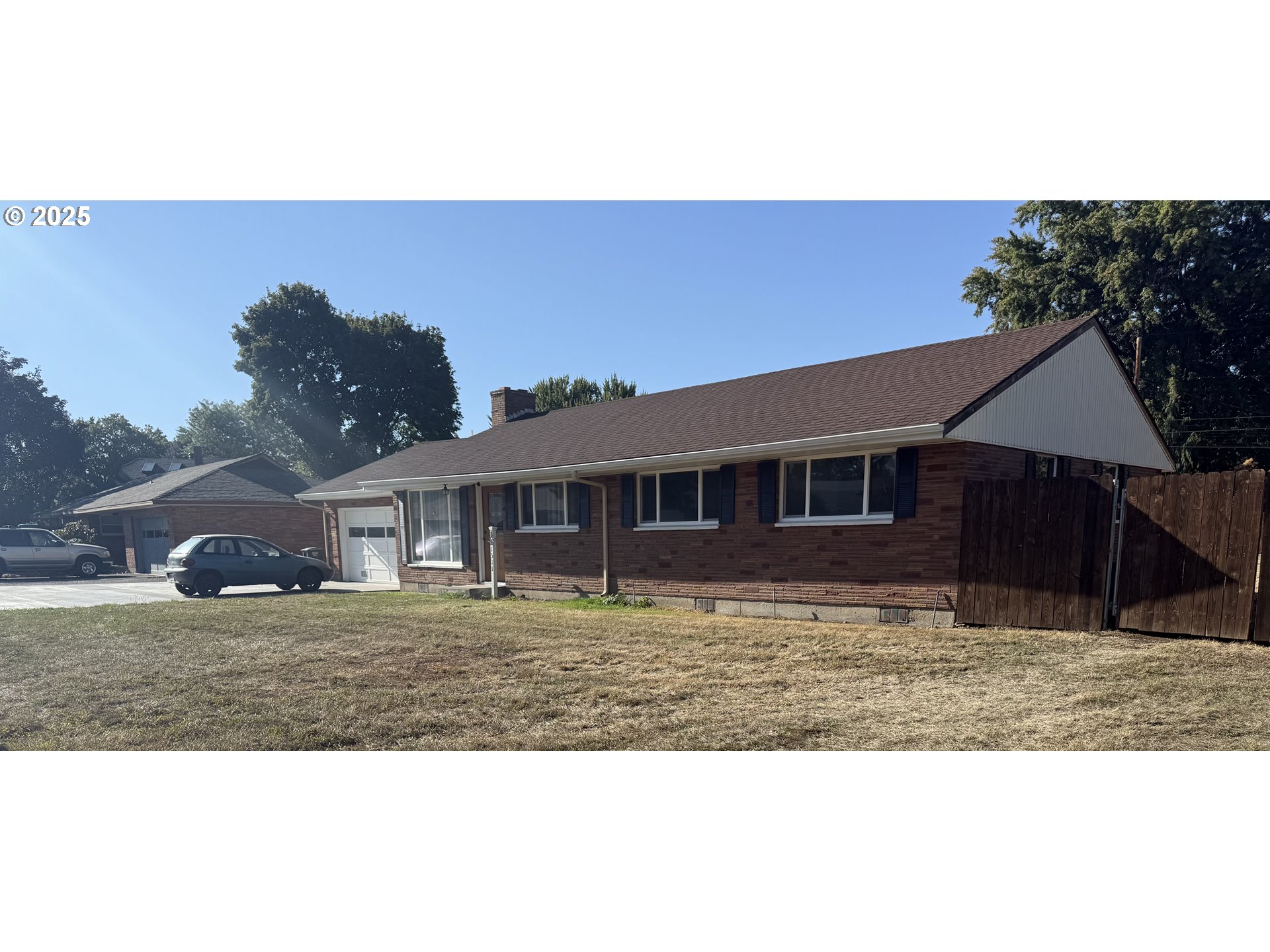 1511 Southwest 41st Street Pendleton, OR 97801 - Photo 16 of 18 a house view with a garden space