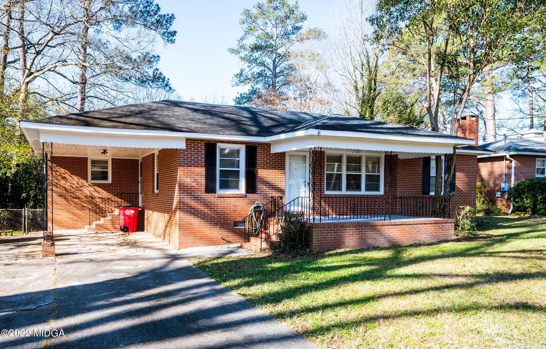 2648 Riverview Road Macon, GA 31204 - Photo 3 of 27 03-DSC_1540