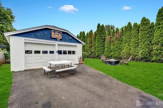 $390,000 | 18 June Street, South River, NJ 08882