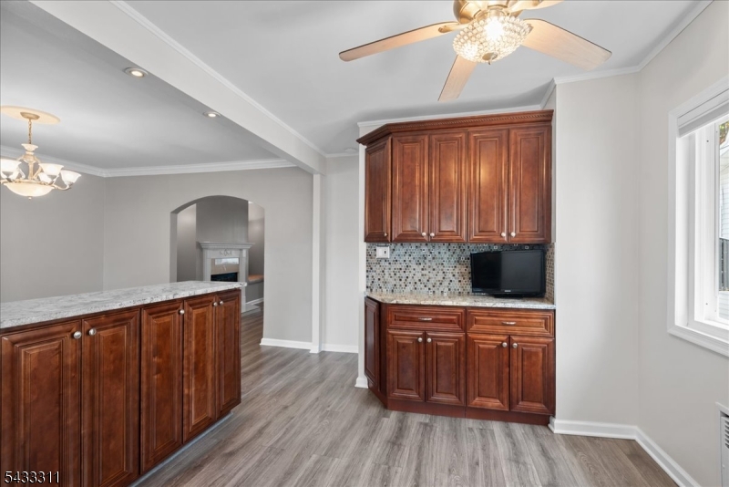 175 Colonial Road West Union, NJ 07083 - Photo 20 of 50