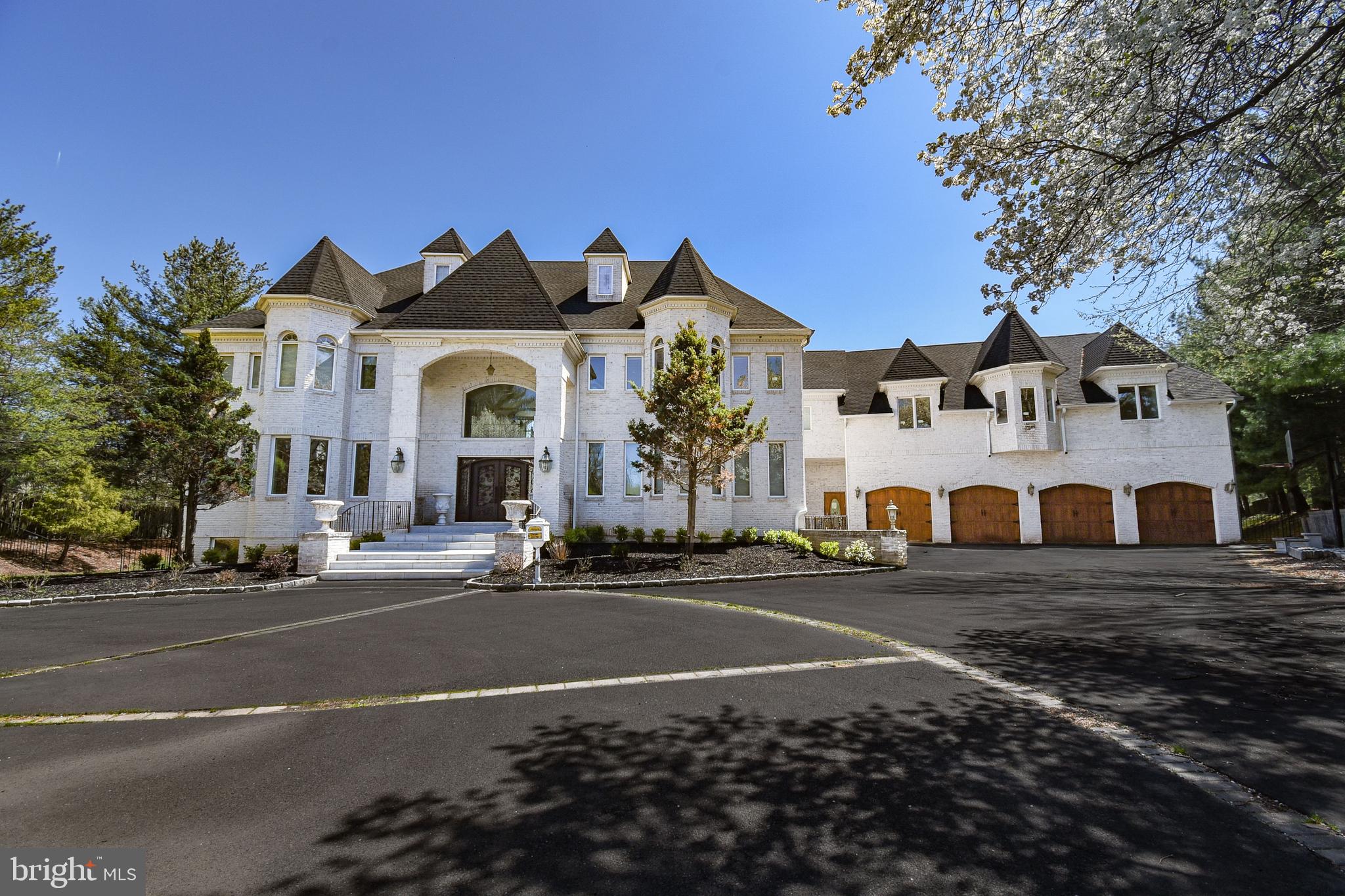 832 Paradise Drive Ambler, PA 19002 - Photo 11 of 34