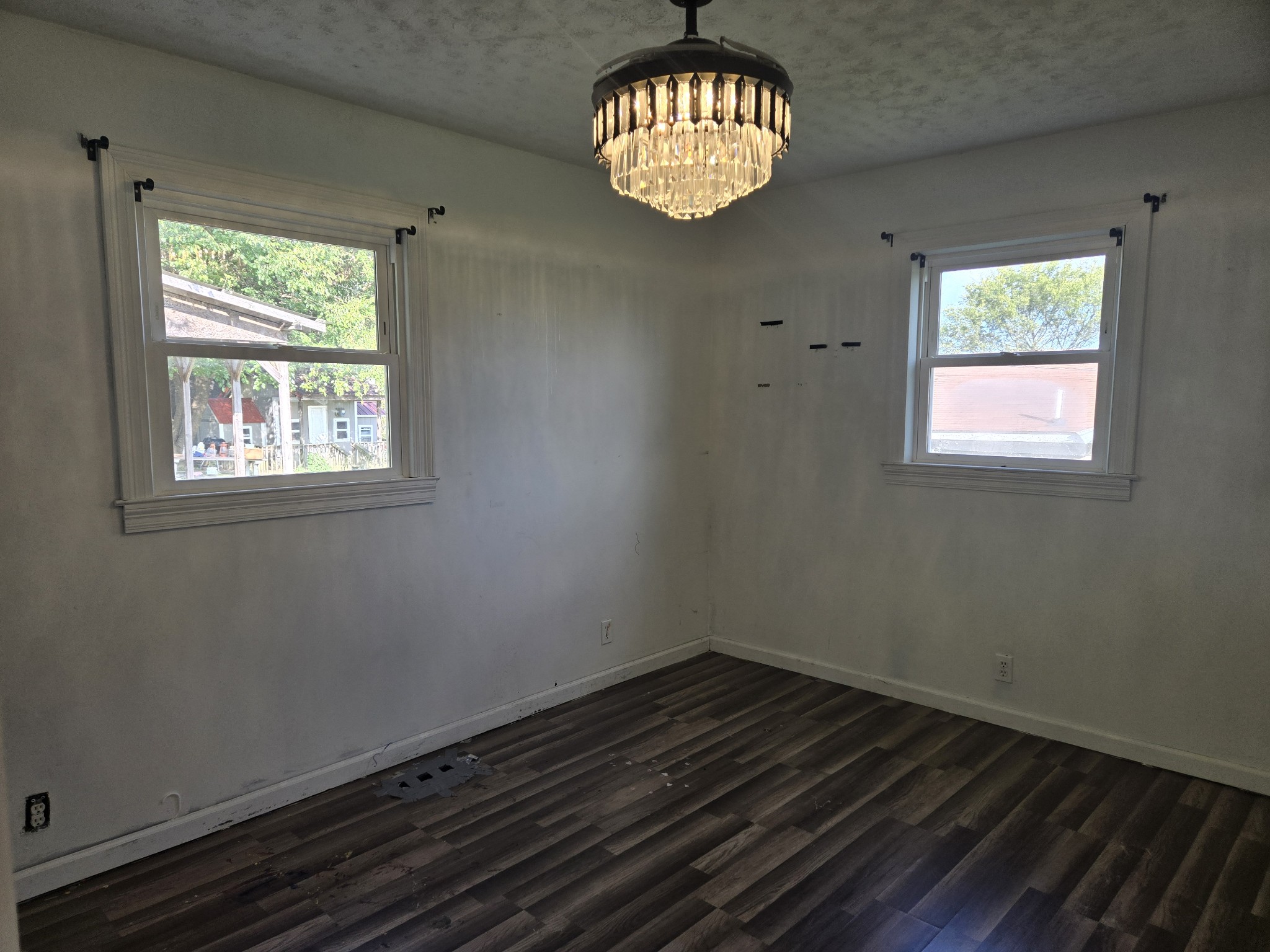4671 Talley Road Springfield, TN 37172 - Photo 11 of 19 an empty room with wooden floor and a window