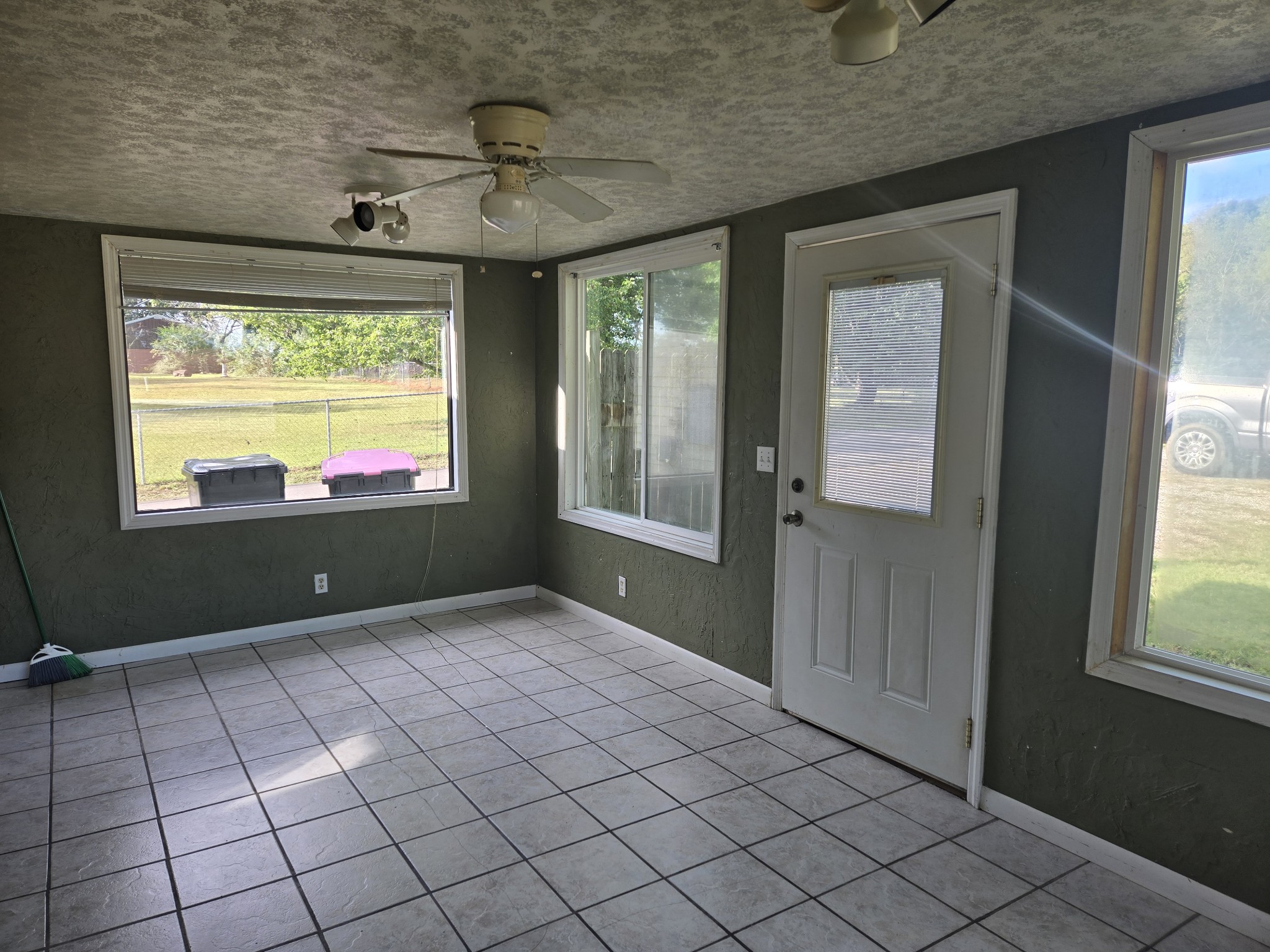 4671 Talley Road Springfield, TN 37172 - Photo 16 of 19 a view of an empty room and window