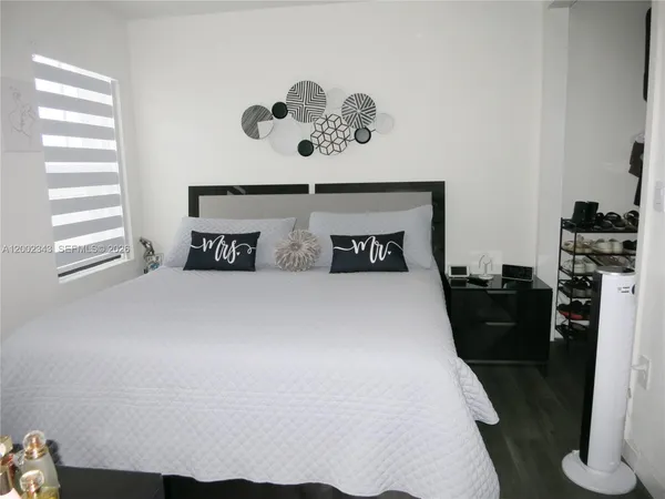 $2,800 | 444 Northeast 1st Street, Florida City, FL 33034