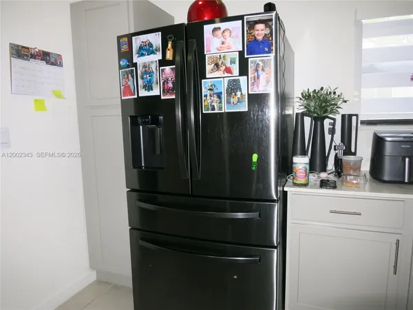 $2,800 | 444 Northeast 1st Street, Florida City, FL 33034