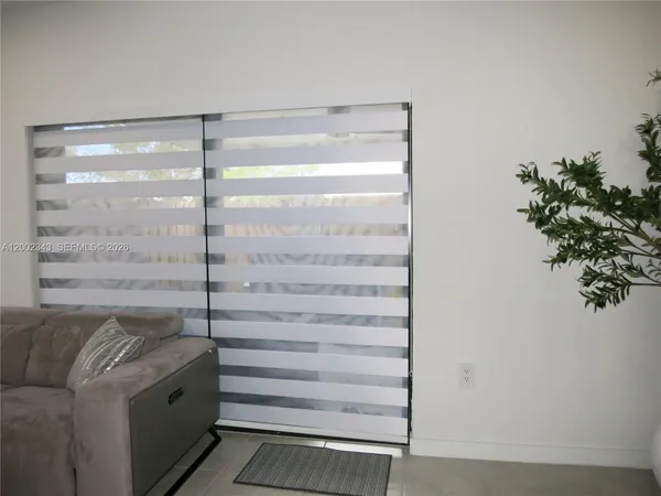 $2,800 | 444 Northeast 1st Street, Florida City, FL 33034