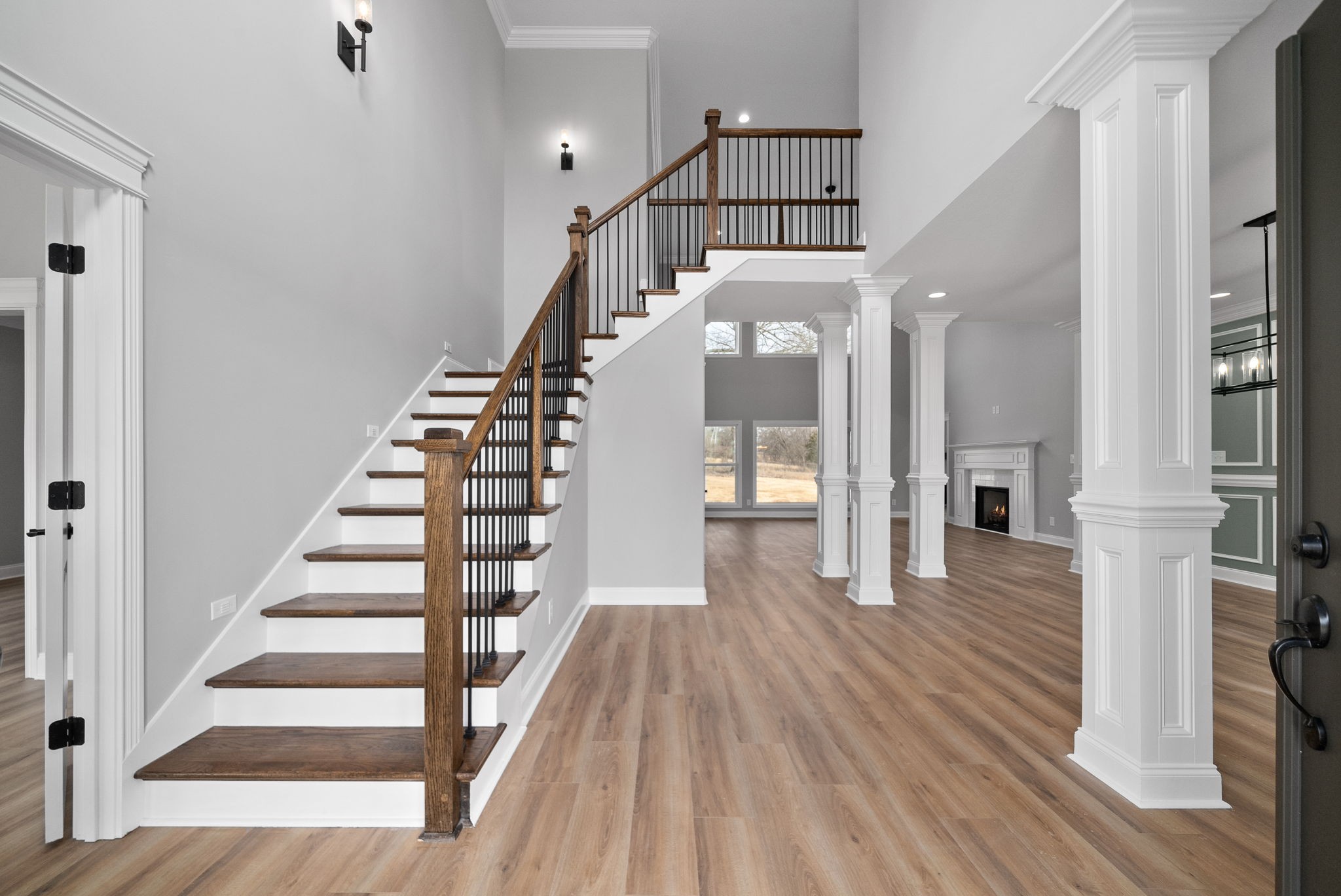 1031 Gratton Road Clarksville, TN 37043 - Photo 3 of 46 a view of entryway and hall with wooden floor