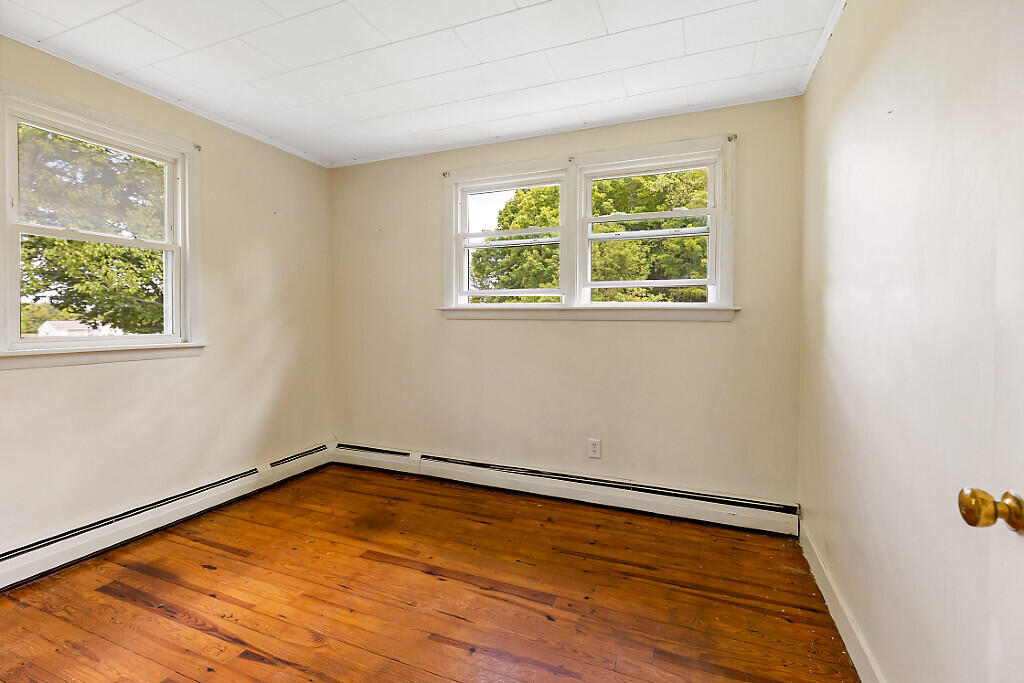 2525 West River Road Sidney, ME 04330 - Photo 9 of 41 Wood floors in Bedroom 1 (main house)