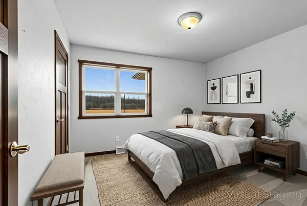 $524,900 | 2348 Wild Oak Drive, Manitowoc, WI 54220