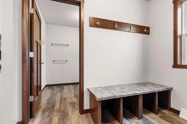 $524,900 | 2348 Wild Oak Drive, Manitowoc, WI 54220