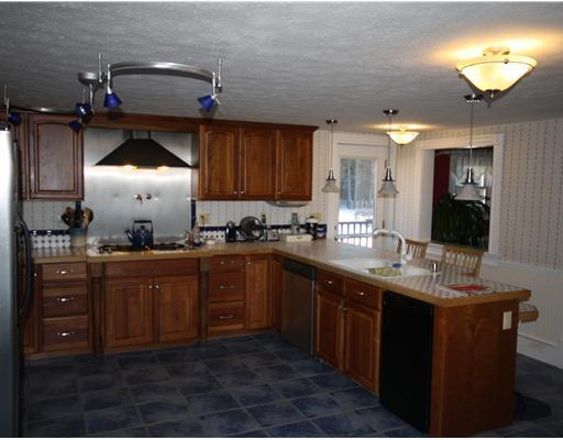 587 Plains Road Hollis Center, ME 04042 - Photo 4 of 24 Kitchen.