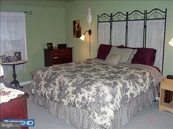 344 Spring Valley Road Springfield, PA 19064 - Photo 6 of 6 Bedroom - Main