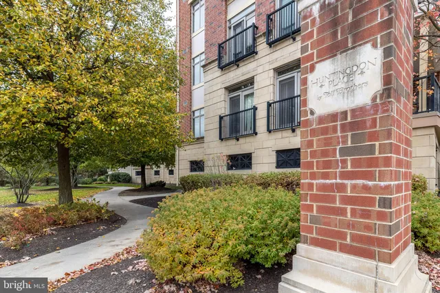 $355,000 | 207 Carson Terrace, Huntingdon Valley, PA 19006