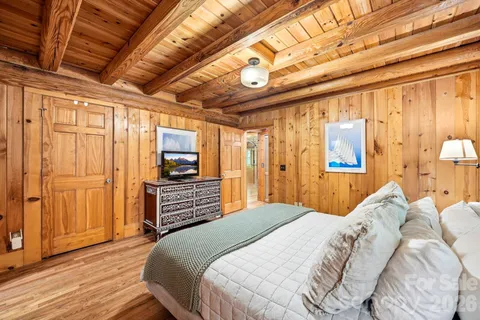 $870,000 | 16 Shadow Brook Drive, Flat Rock, NC 28731