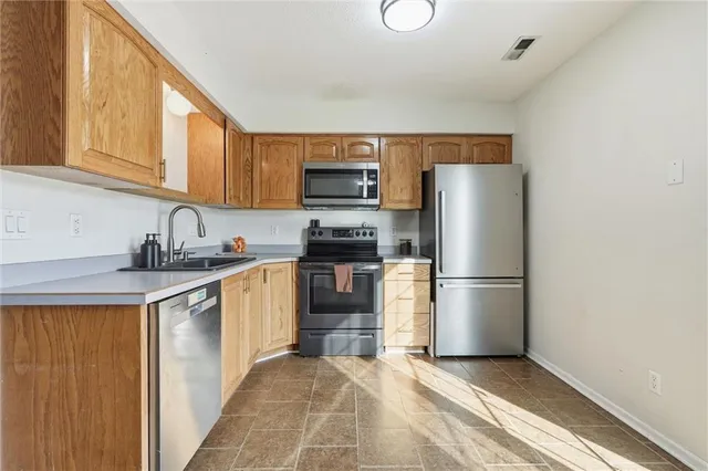 $225,000 | 1203 Southeast 125th Road, Knob Noster, MO 65336