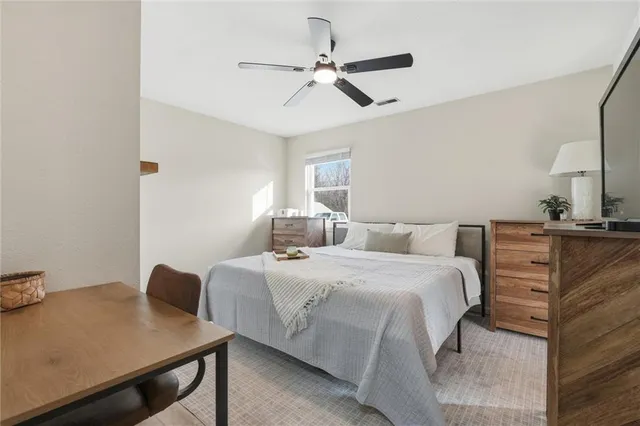 $225,000 | 1203 Southeast 125th Road, Knob Noster, MO 65336