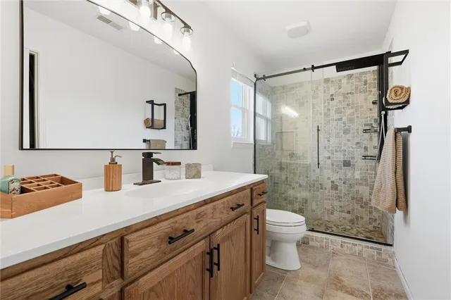 $225,000 | 1203 Southeast 125th Road, Knob Noster, MO 65336