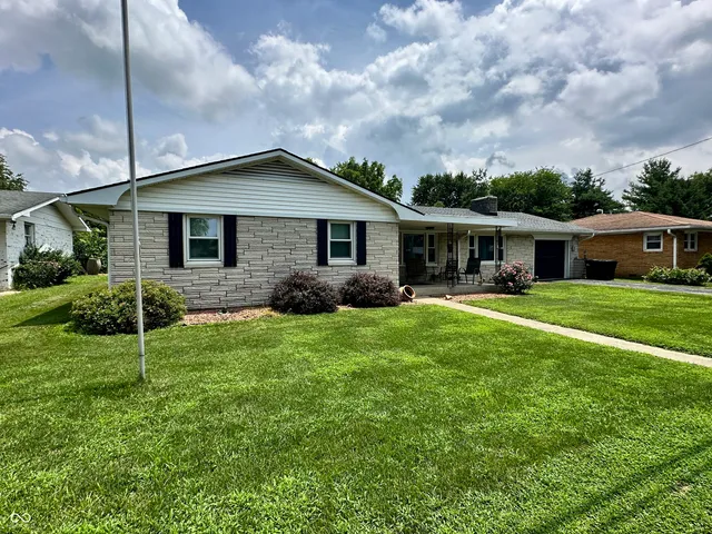 $275,000 | 89 South 2nd Street, Martinsville, IN 46151